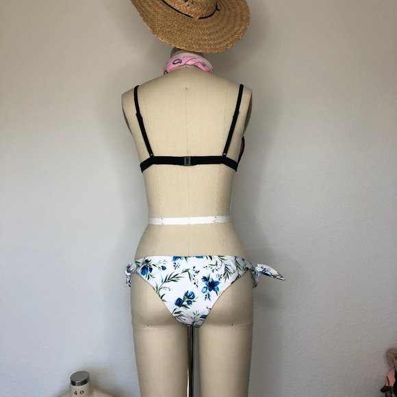 Triangl Mesh Bambi Triangle Color Block Bikini Top - Picture 4 of 6